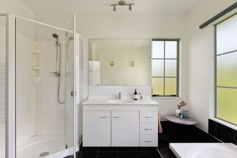 Photo of property in 26 Repongaere Road, Waituhi, Gisborne, 4072