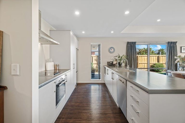 Photo of property in 6 Fernham Way, Rolleston, 7615