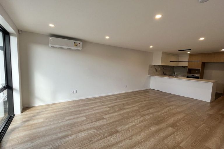 Photo of property in 32b/8 Westgate Drive, Massey, Auckland, 0614