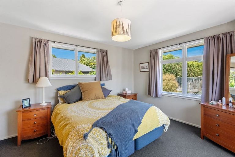 Photo of property in 59 Staveley Street, Avonhead, Christchurch, 8042