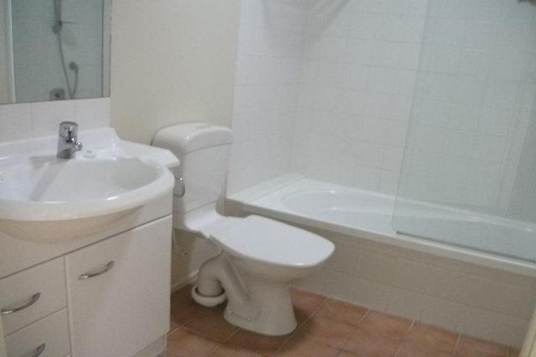 Photo of property in The Grange, 88/92 Bush Road, Albany, Auckland, 0632