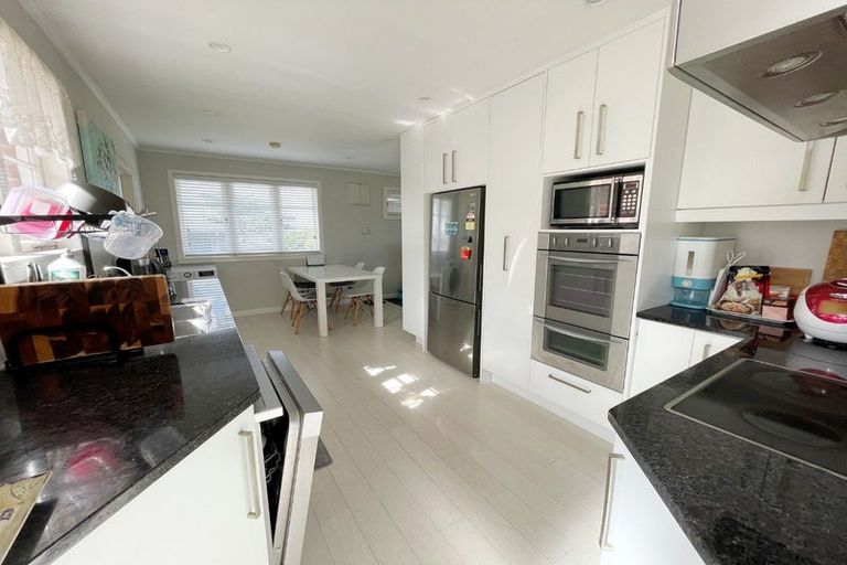 Photo of property in 1/11 Belmont Terrace, Milford, Auckland, 0620