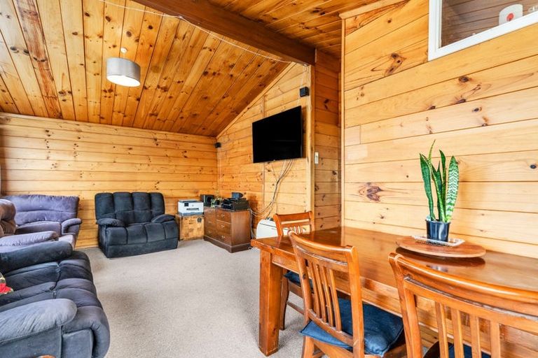 Photo of property in 370 Tay Street, Turnbull Thomson Park, Invercargill, 9810