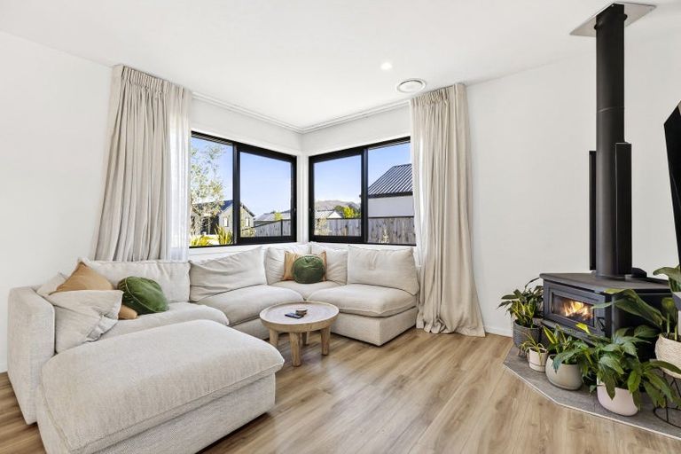 Photo of property in 46 Pounamu Avenue, Albert Town, Wanaka, 9305