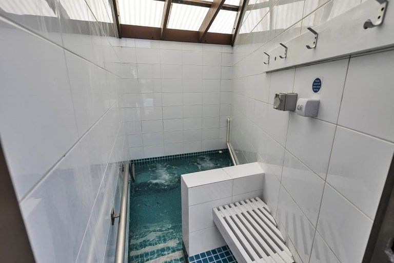Photo of property in 27/34 Waiwera Place, Waiwera, Orewa, 0994