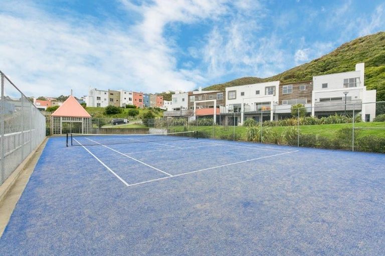 Photo of property in 78 Saddleback Grove, Karori, Wellington, 6012