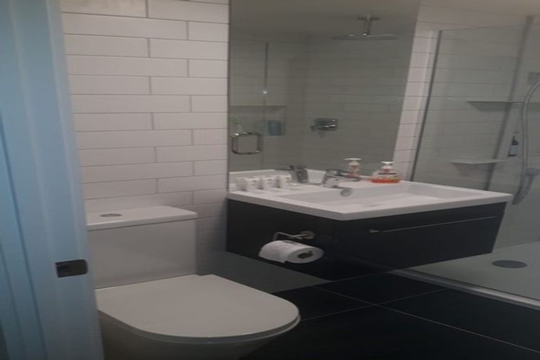 Photo of property in Frame Apartments, 903/111u Molesworth Street, Thorndon, Wellington, 6011