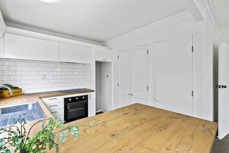 Photo of property in 16 Penryn Drive, Camborne, Porirua, 5026