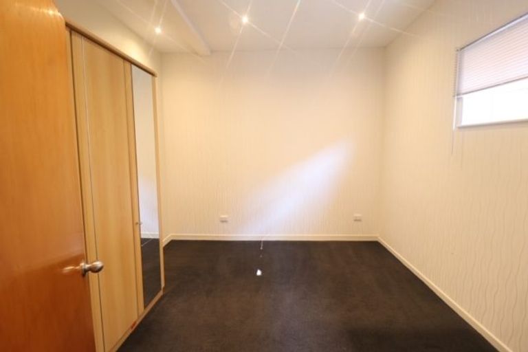 Photo of property in 35a Wade River Road, Stanmore Bay, Whangaparaoa, 0932