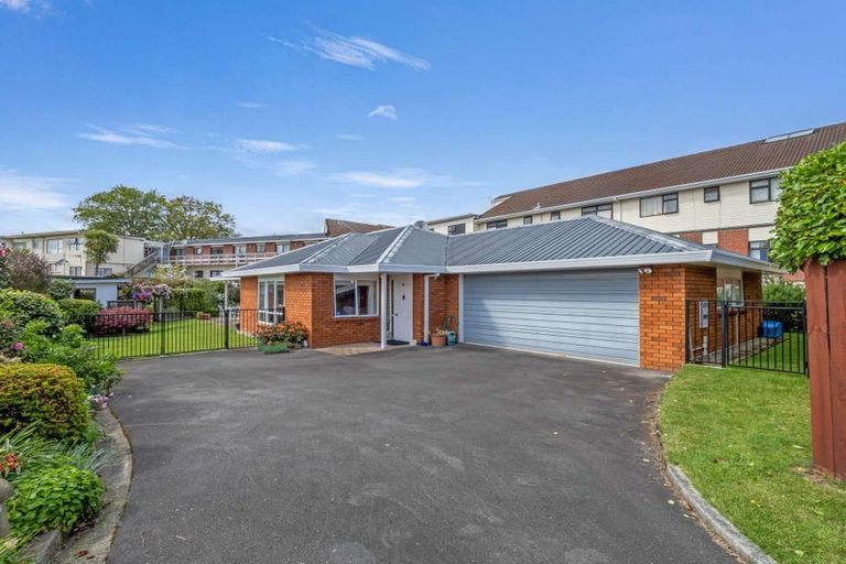 Photo of property in 32 Otonga Road, Springfield, Rotorua, 3015