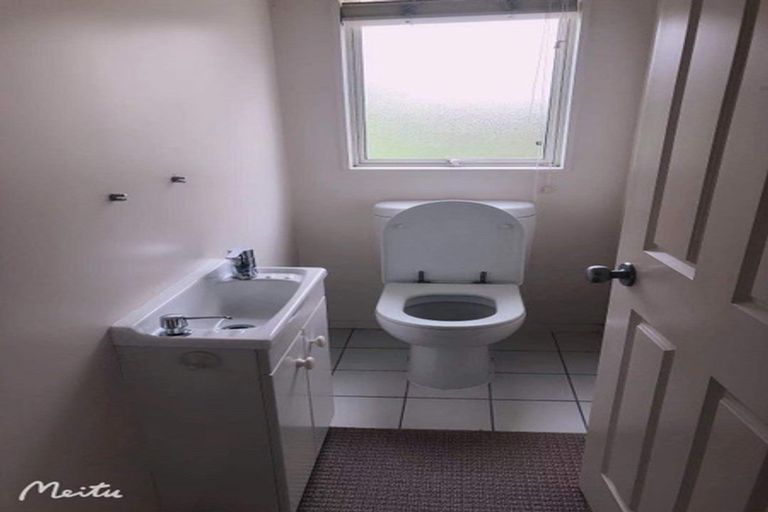 Photo of property in 98 Landing Drive, Albany, Auckland, 0632