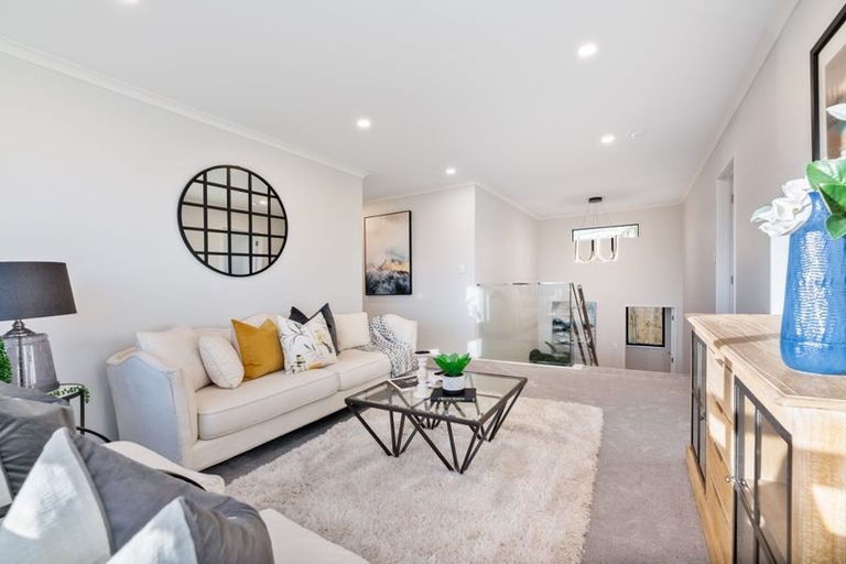 Photo of property in 6 Ambrosia Avenue, Henderson, 0612
