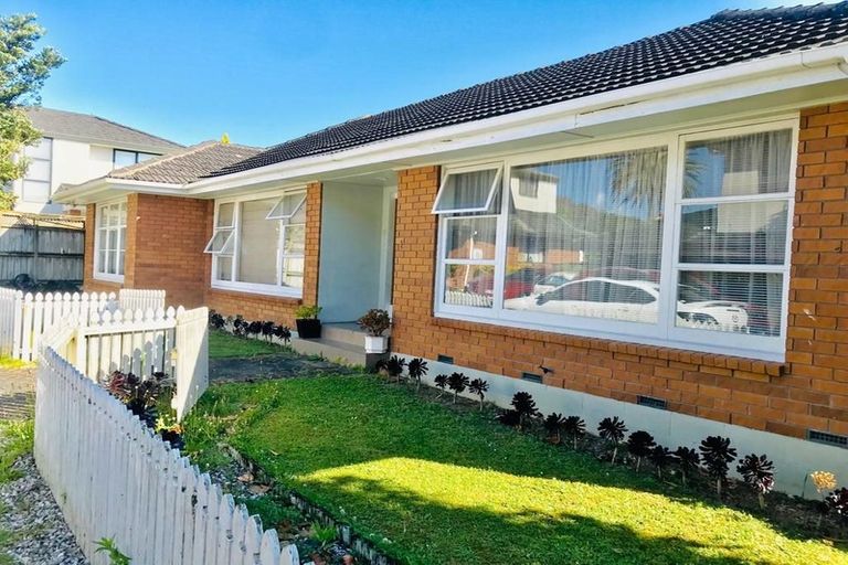 Photo of property in 1/127 Coronation Road, Papatoetoe, Auckland, 2025