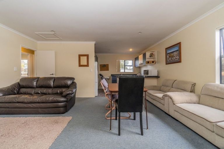Photo of property in 15 Saint Johns Avenue, Tuakau, 2121