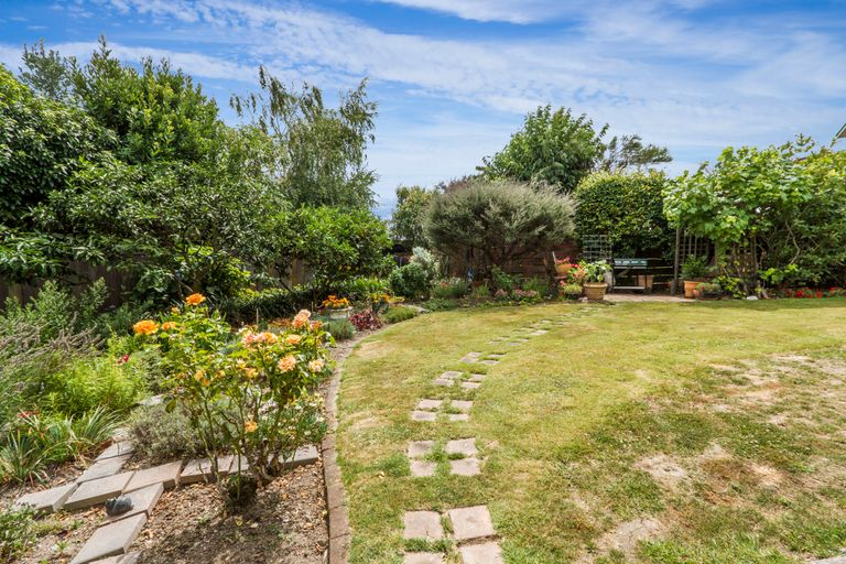 Photo of property in 12 Farnham Drive, Richmond, 7020