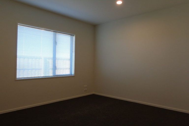 Photo of property in 11 Faringdon Boulevard, Rolleston, 7615