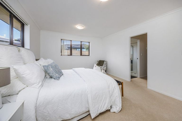 Photo of property in 16 Lili Road, Tuakau, 2121