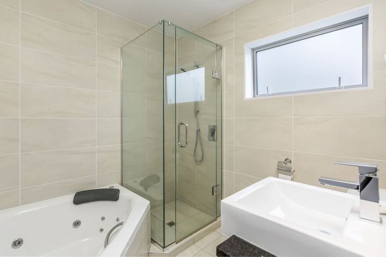 Photo of property in 58 Fitzwilliam Drive, Torbay, Auckland, 0630