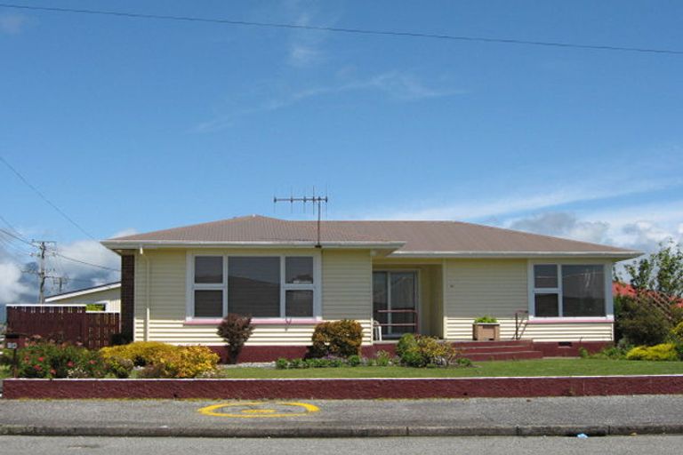 Photo of property in 64 Cobden Street, Westport, 7825