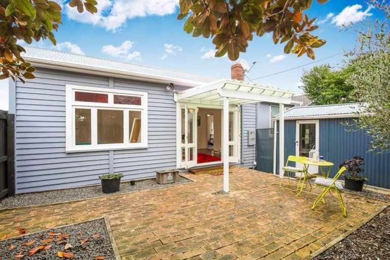 Photo of property in 57 James Laurie Street, Henderson, Auckland, 0612