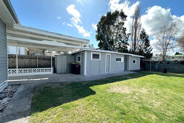 Photo of property in 17 Jedburgh Street, Tokoroa, 3420