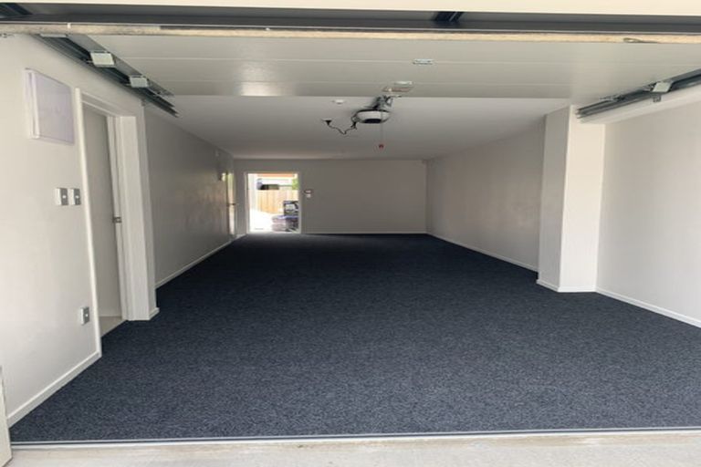 Photo of property in 60 Niu Lane, Te Atatu South, Auckland, 0610