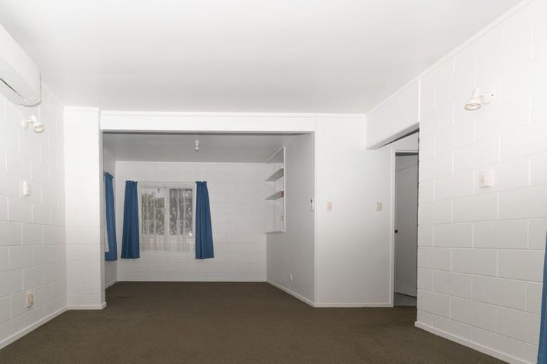 Photo of property in 256b Don Buck Road, Massey, Auckland, 0614