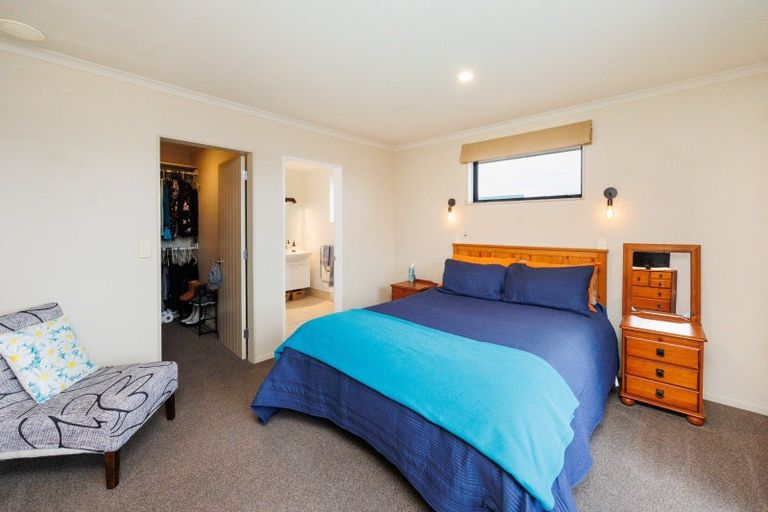 Photo of property in 64 Andrews Street, Foxton Beach, Foxton, 4815