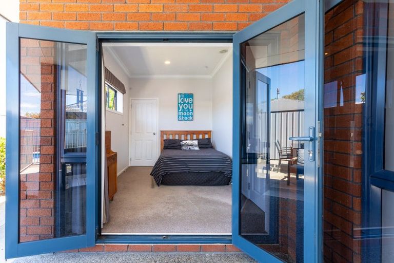 Photo of property in 122 Guy Street, Dannevirke, 4930