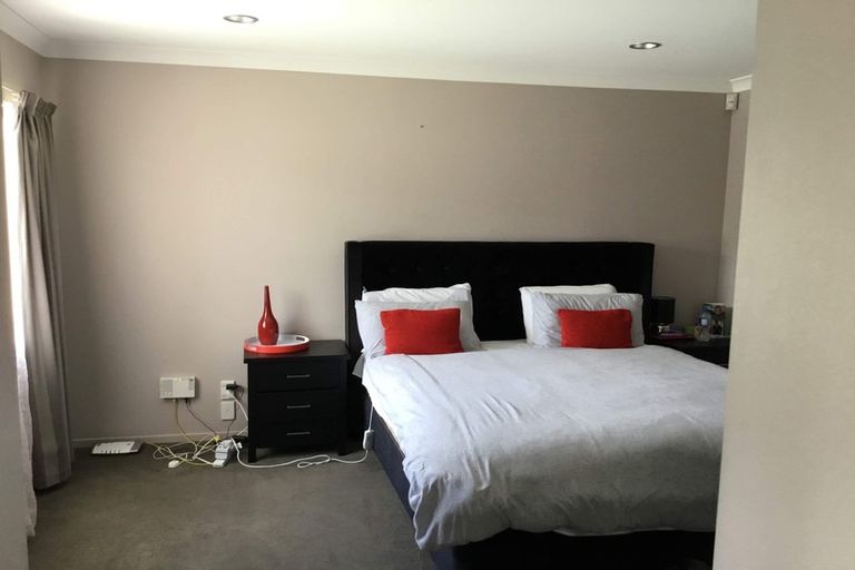 Photo of property in 32a Rimu Street, New Lynn, Auckland, 0600