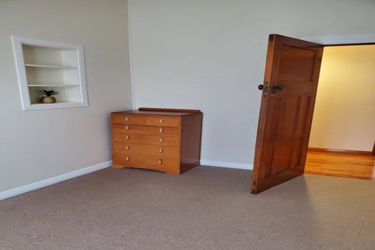 Photo of property in 21 Adelaide Street, Petone, Lower Hutt, 5012