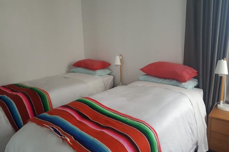 Photo of property in 4 Wilkinson Street, Oriental Bay, Wellington, 6011