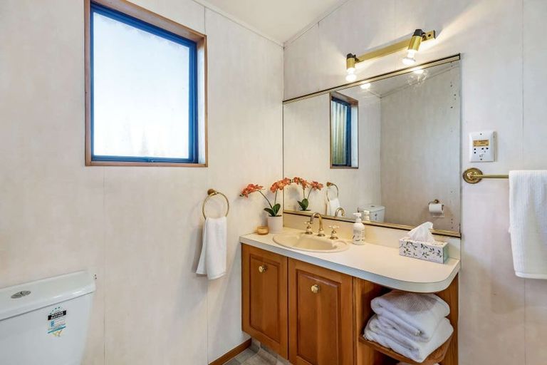 Photo of property in 6 Huntington Lane, West End, Palmerston North, 4410