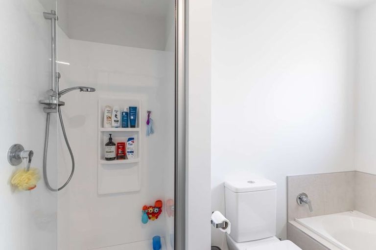 Photo of property in 10 Rehua Place, Waiwhakaiho, New Plymouth, 4312