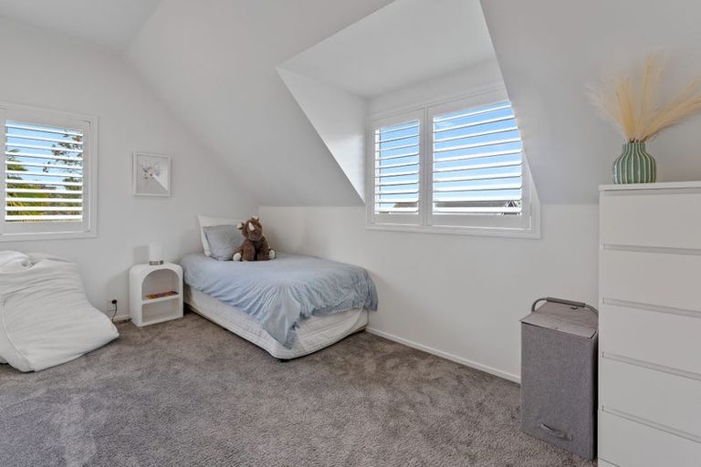 Photo of property in 3/16 Gatman Street, Birkdale, Auckland, 0626