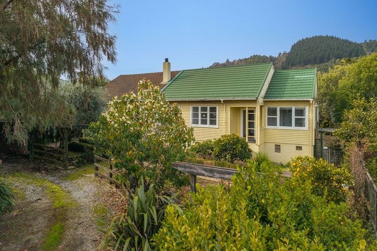 Photo of property in 31 Tipahi Street, Nelson South, Nelson, 7010