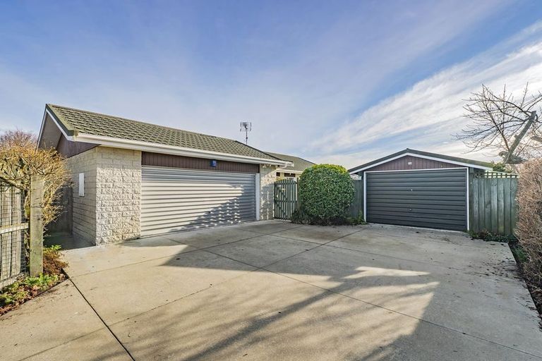 Photo of property in 3/12 Lagan Street, Belfast, Christchurch, 8051