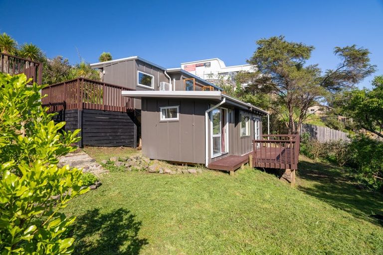 Photo of property in 6 Main Road, Raglan, 3225