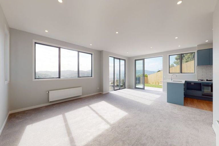 Photo of property in 6 Skysail Lane, Whitby, Porirua, 5024