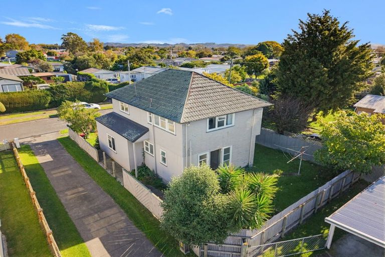 Photo of property in 2/38 Wordsworth Crescent, Maraenui, Napier, 4110