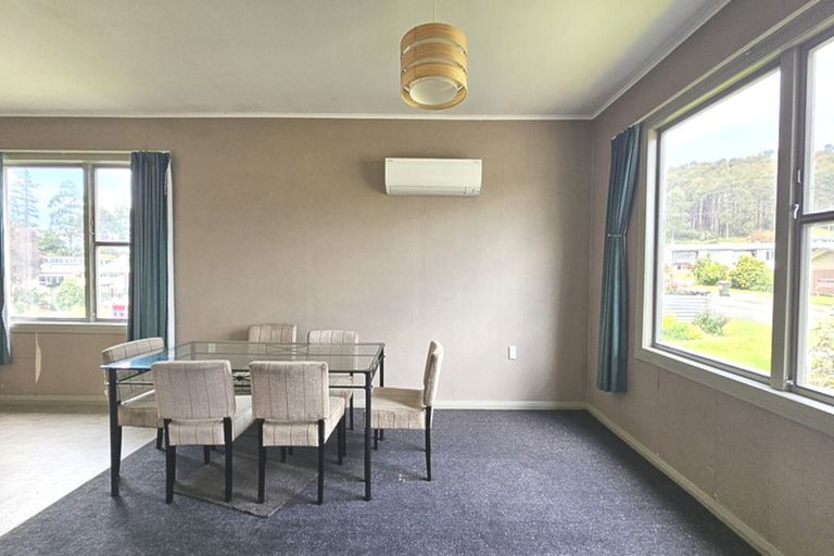 Photo of property in 43 Copinsha Street, Palmerston, 9430