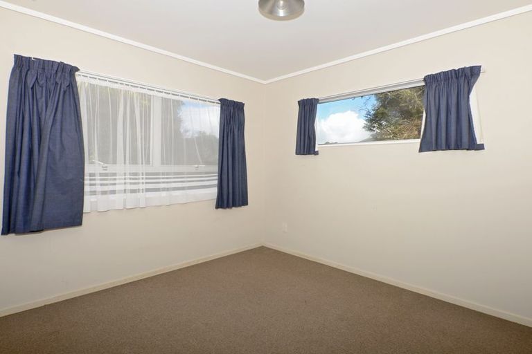 Photo of property in 14 Raumati Terrace, Khandallah, Wellington, 6035
