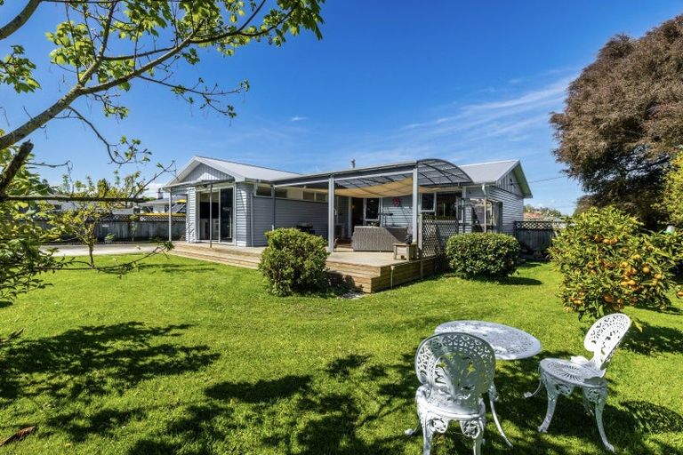Photo of property in 33 Skerman Street, Marton, 4710