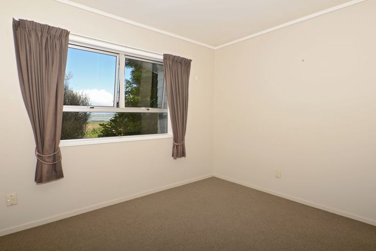 Photo of property in 14 Raumati Terrace, Khandallah, Wellington, 6035