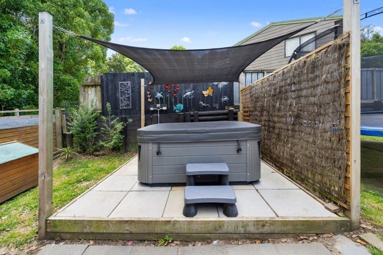 Photo of property in 52 Langstone Street, Welcome Bay, Tauranga, 3112