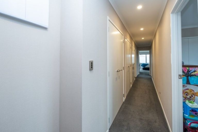 Photo of property in 8 Cordelia Street, Stratford, 4332