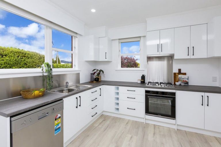 Photo of property in 1/607 Fergusson Drive, Trentham, Upper Hutt, 5018
