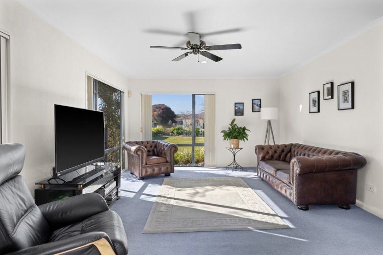 Photo of property in 48 Kensington Drive, Taradale, Napier, 4112