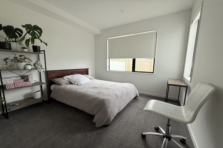 Photo of property in 10 Maraeariki Avenue, Orewa, 0931