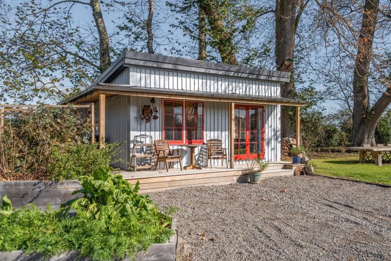 Photo of property in 133a Papawai Road, Greytown, 5794